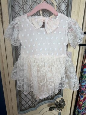 Cream Lace Bow Baby Dress w/matching bow 18-24 NWT